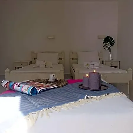 Megas Apartment *